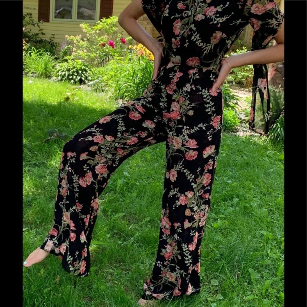 Reformation Black Floral Open Back Jumpsuit, Boatneck,Slit Sleeves,made in USA,0 - Picture 9 of 11